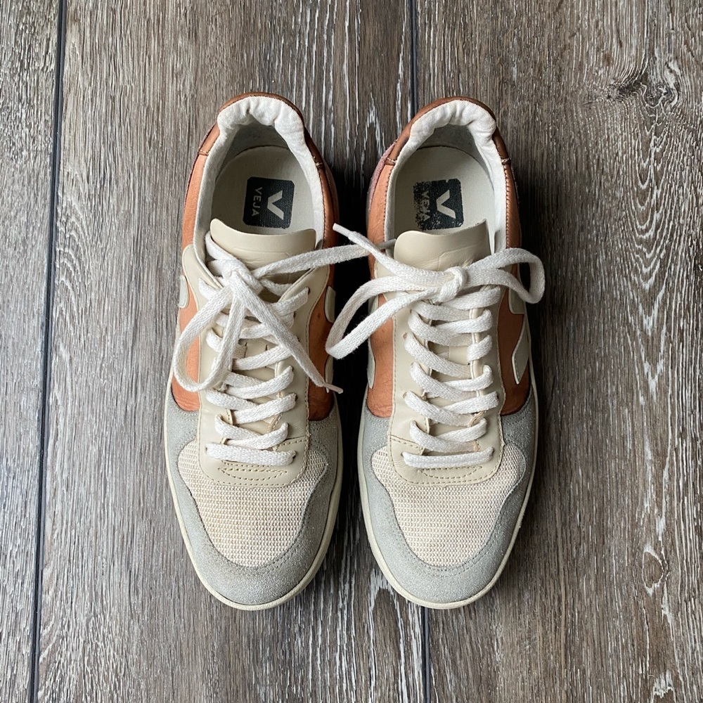 Veja V-10 Multicolor Sneakers
